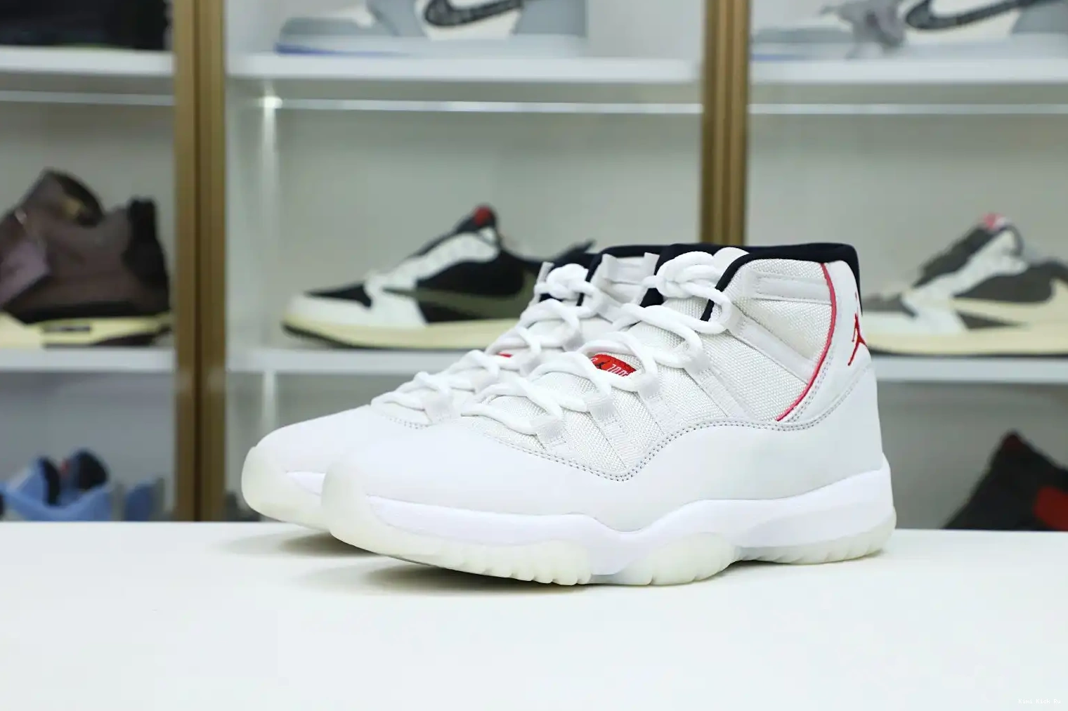 PLATINUM AIR JORDAN RETRO 11 Kimikick TINT XI 0810
